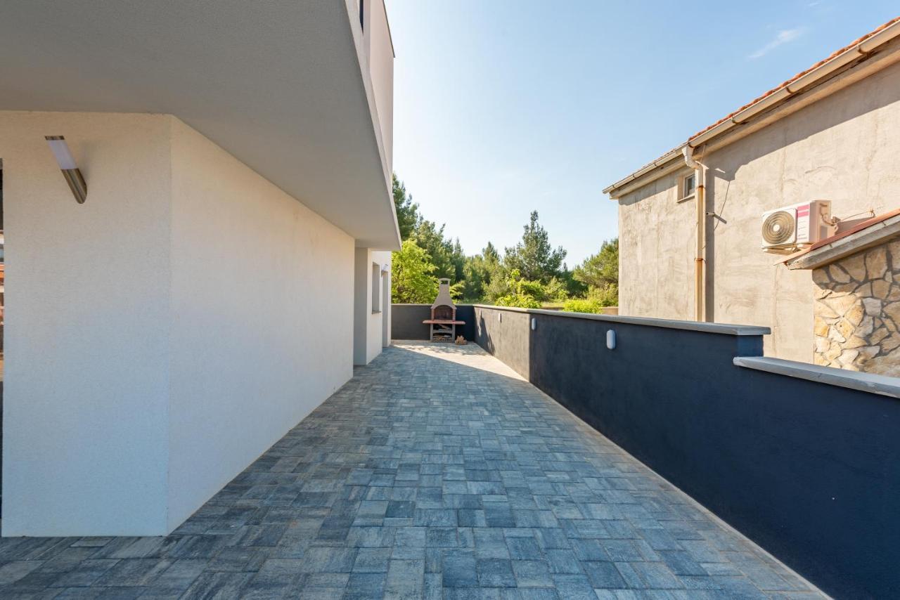 Appartements Vir Exteriör bild